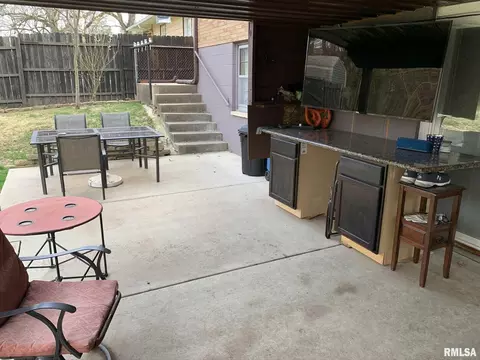 1532 1st St, Moline, IL 61265 photo 44