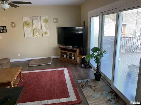 1532 1st St, Moline, IL 61265 photo 12