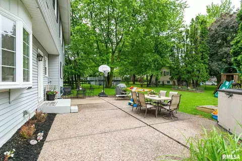 133 Hillside Dr, Park View, IA 52748 photo 7