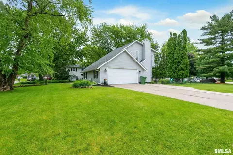 133 Hillside Dr, Park View, IA 52748 photo 4