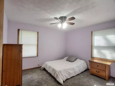 1100 15th St, Silvis, IL 61282 photo 7