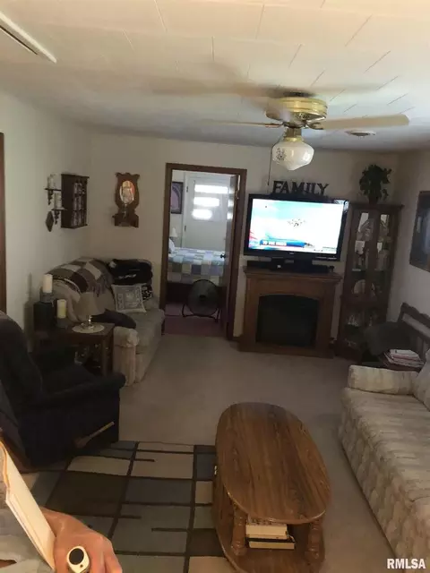 548 29th Ave, Moline, IL 61265 photo 6