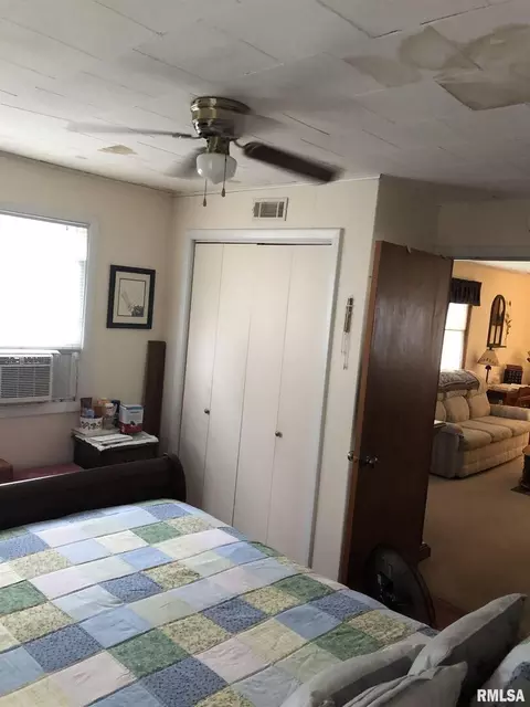 548 29th Ave, Moline, IL 61265 photo 5