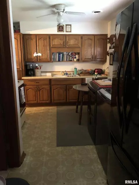 548 29th Ave, Moline, IL 61265 photo 8