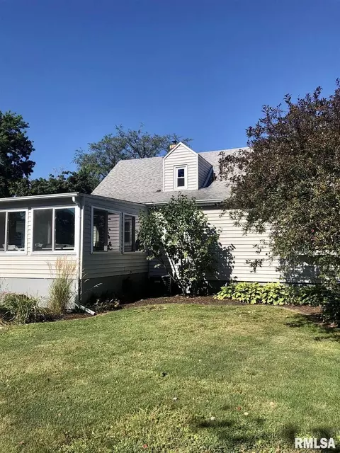 918 Terry Ave, Kewanee, IL 61443 photo 8