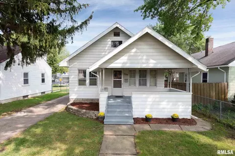 2334 31st St, Moline, IL 61265 photo 1