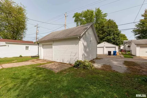 2334 31st St, Moline, IL 61265 photo 21