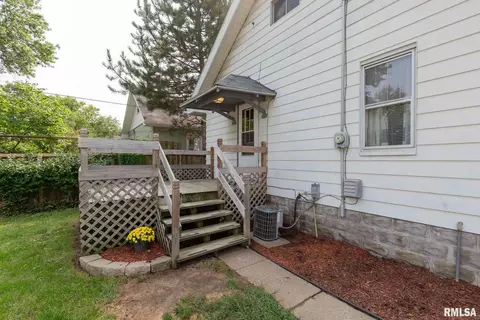 2334 31st St, Moline, IL 61265 photo 19