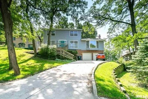 3562 13th St, Moline, IL 61265 photo 2