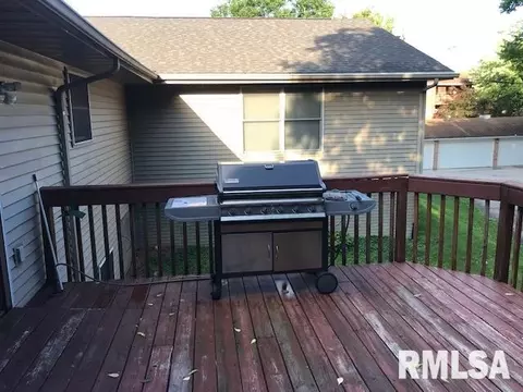 2334 33rd St, Moline, IL 61265 photo 14