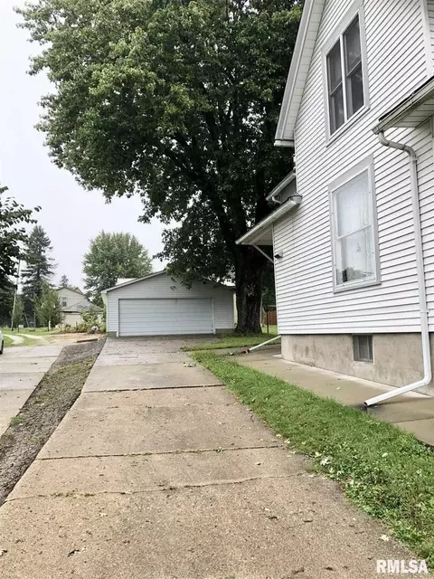 804 Willow St, Kewanee, IL 61443 photo 18