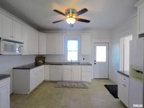 1808 17th St, Moline, IL 61265 photo 6