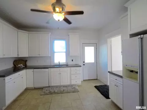 1808 17th St, Moline, IL 61265 photo 7