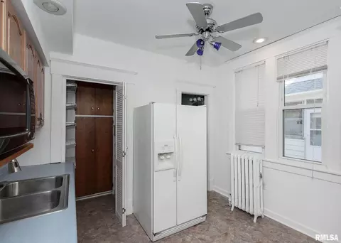 1003 12th Ave, Moline, IL 61265 photo 9