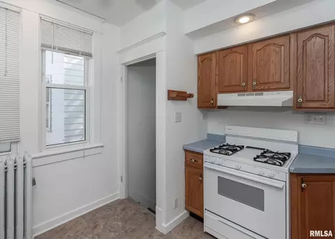 1003 12th Ave, Moline, IL 61265 photo 11