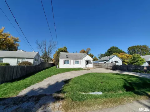 515 8th Ave, Silvis, IL 61282 photo 1