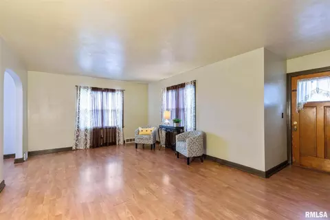 19610 Fellows Rd, Morrison, IL 61270 photo 3