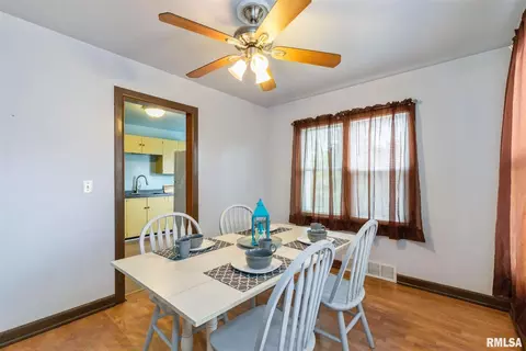 19610 Fellows Rd, Morrison, IL 61270 photo 7