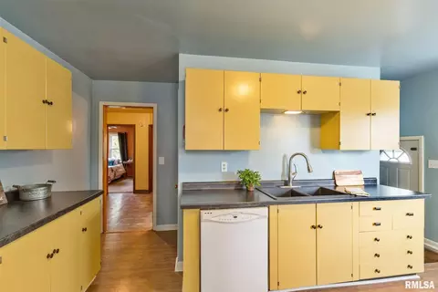 19610 Fellows Rd, Morrison, IL 61270 photo 8