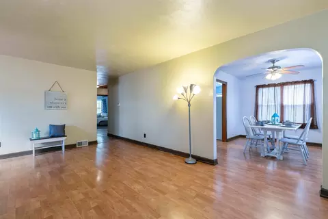 19610 Fellows Rd, Morrison, IL 61270 photo 5
