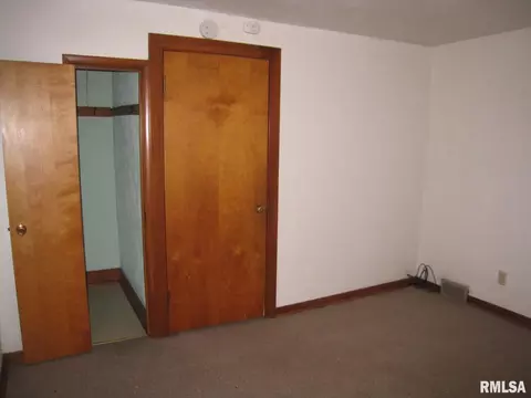 352 16th St, Silvis, IL 61282 photo 13