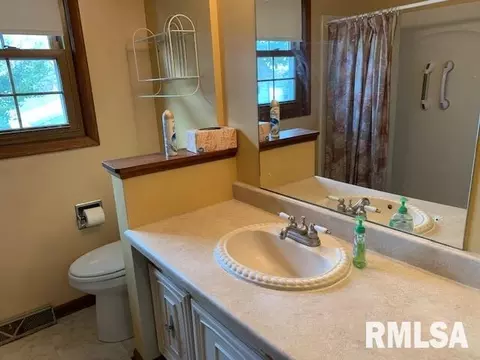 327 2nd Ave, Hampton, IL 61256 photo 11