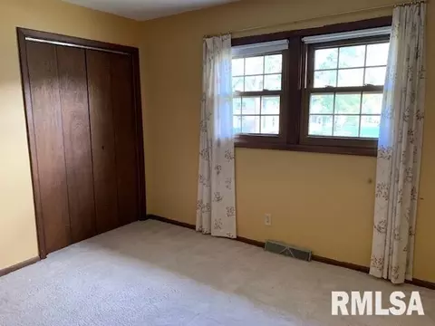 327 2nd Ave, Hampton, IL 61256 photo 10