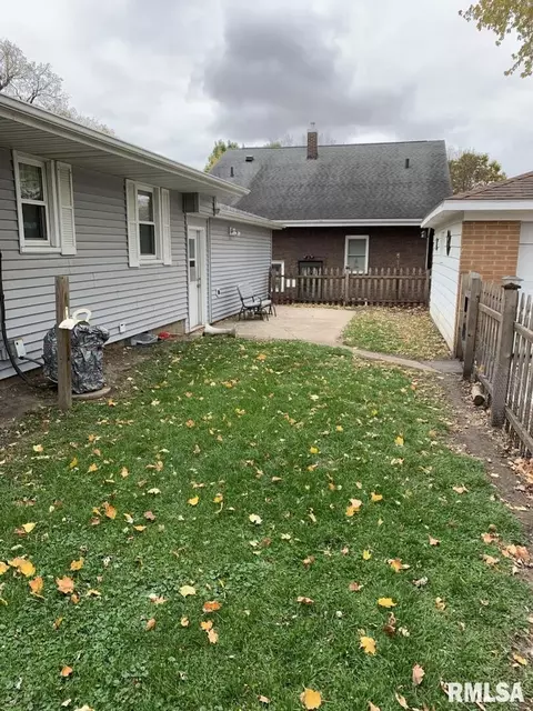401 S Cottage St, Kewanee, IL 61443 photo 17