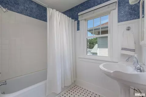 2425 18th Ave, Moline, IL 61265 photo 16