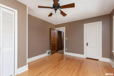 2425 18th Ave, Moline, IL 61265 photo 14