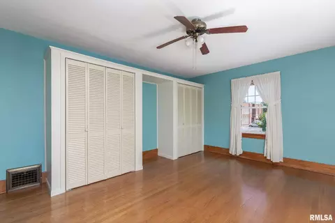 2425 18th Ave, Moline, IL 61265 photo 18