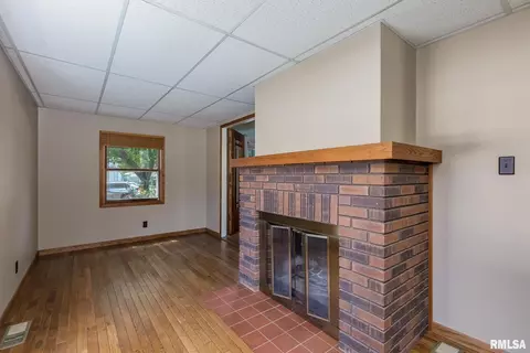 2425 18th Ave, Moline, IL 61265 photo 21