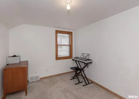 1836 14th Ave, Moline, IL 61265 photo 6