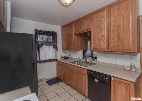 1836 14th Ave, Moline, IL 61265 photo 14