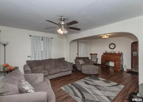 1836 14th Ave, Moline, IL 61265 photo 9