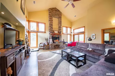 418 Crabtree Rd, Murphysboro, IL 62966 photo 6