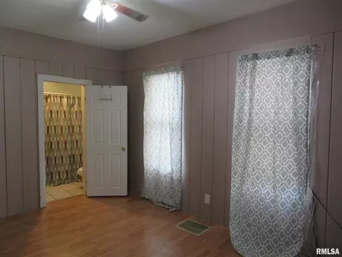 830 16th St, Moline, IL 61265 photo 13