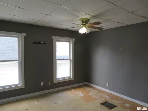 830 16th St, Moline, IL 61265 photo 24