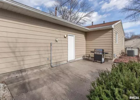 1012 5th St, Hampton, IL 61256 photo 25