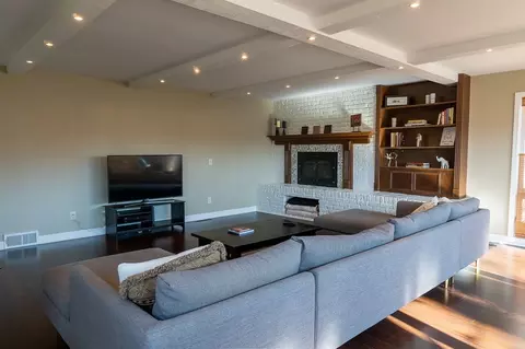 2306 16th Ave, Moline, IL 61265 photo 5