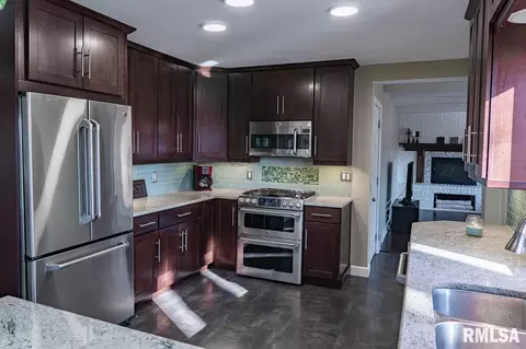 2306 16th Ave, Moline, IL 61265 photo 35
