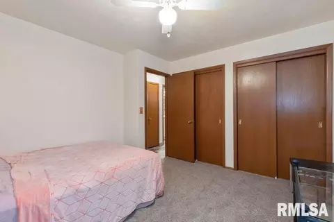 2601 4th St, Moline, IL 61265 photo 9