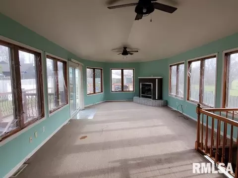 705 14th St, Silvis, IL 61282 photo 12