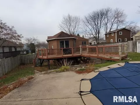 705 14th St, Silvis, IL 61282 photo 3