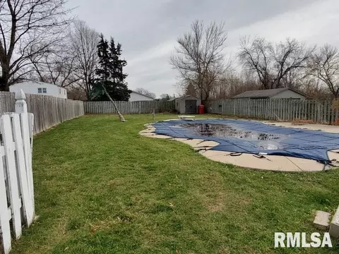 705 14th St, Silvis, IL 61282 photo 23