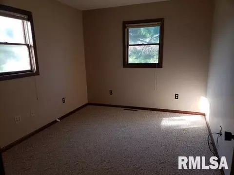 607 NW 9th Ave, Aledo, IL 61231 photo 12