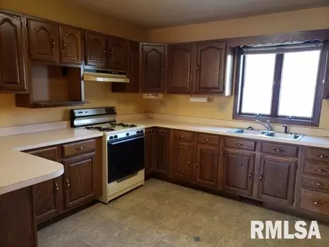 607 NW 9th Ave, Aledo, IL 61231 photo 14