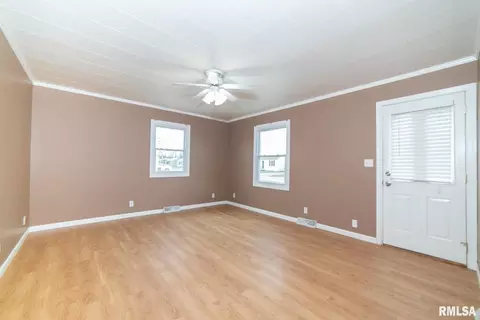 445 E 5th St, Milan, IL 61264 photo 25