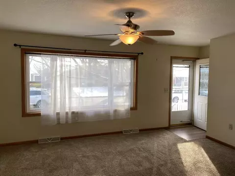 1011 4th St #A, Hampton, IL 61256 photo 3