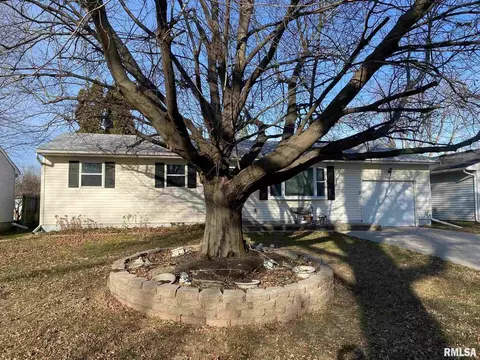 1011 4th St #A, Hampton, IL 61256 photo 1
